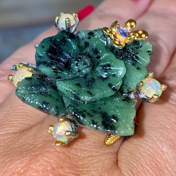 Luxurious Genuine Ruby Zoisite Ring with Gems - Picture 13 of 17